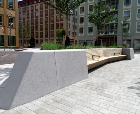 Krysshamrad mur